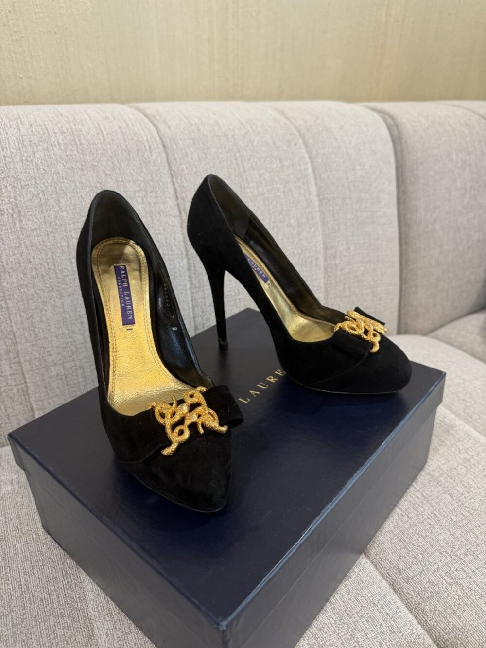 Suede Platform and Heal Pumps Ralph Lauren Collection S7 (EUR37)